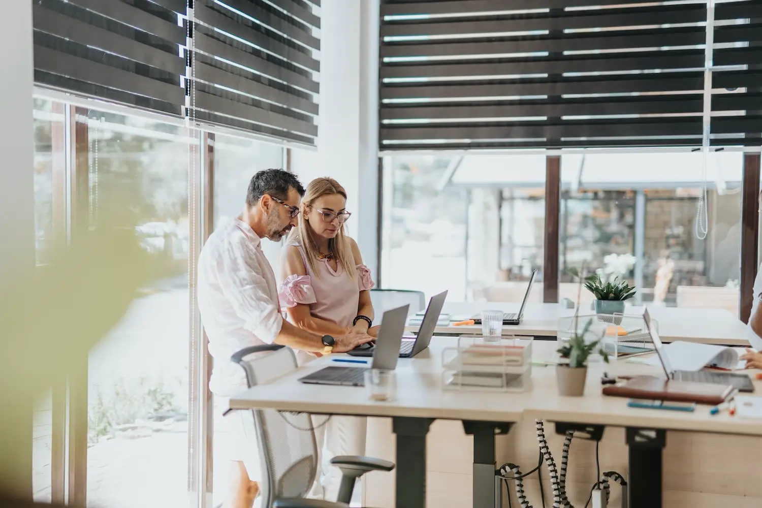 Supply Chain Disruptions and Lingering Inflation: How SMBs Can Tackle Ongoing Economic Headwinds 3 SMB owners discuss how to manage new supply chain disruptions