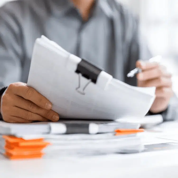 Tax & Finance Compliance Services | Paro.ai 33 088cf17c5aa35ee6f1b1648edb7d4598a5fa3484